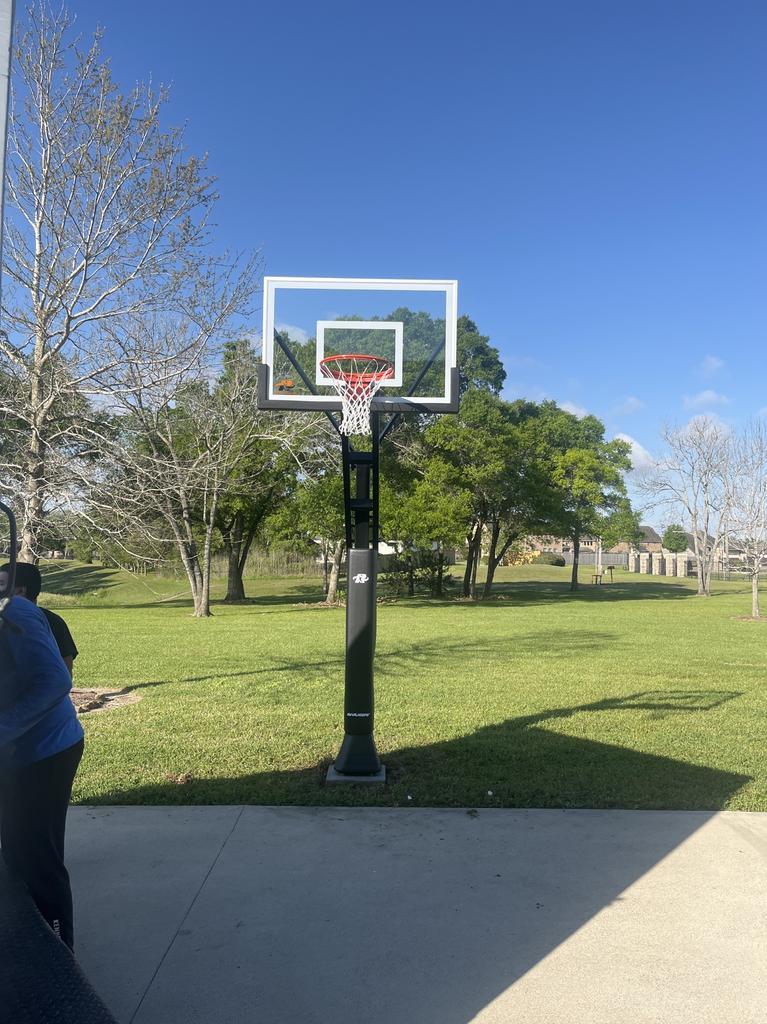 Friendswood TX 1 Ryval Hoops Basketball Hoop Install